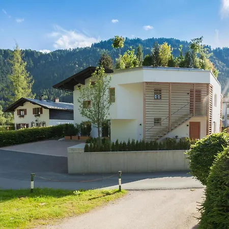 Appartement Kitz 6 *